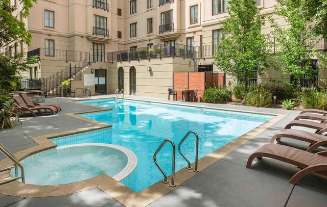 Mantra on Jolimont Melbourne