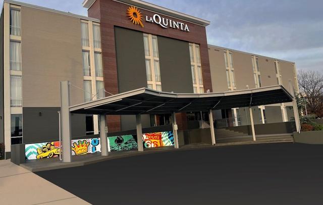 La Quinta Inn & Suites by Wyndham Tulsa Downtown/Route 66