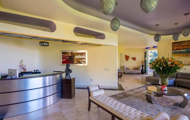 Luxury Beach Frontage Villa With Amazing Views for Rent