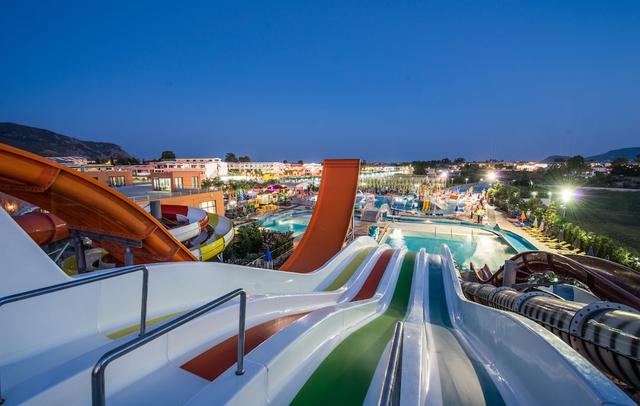 Caretta Beach Resort & Waterpark