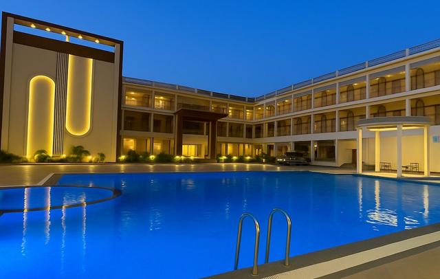 Nirvana Grand Hotel & Resort