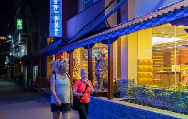 Grand Yak Boutique Hotel