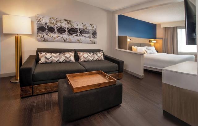 SpringHill Suites by Marriott Herndon Reston