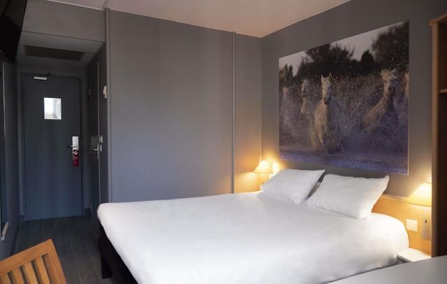 ibis Arles