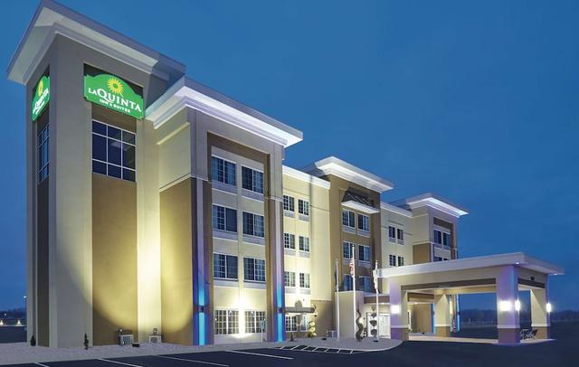 La Quinta Inn & Suites by Wyndham Springfield IL