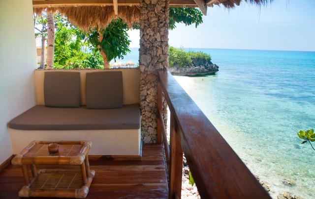 Tepanee Beach Resort