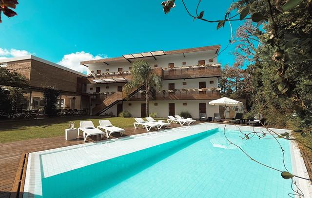 Live Hotel Boutique - Adults Only