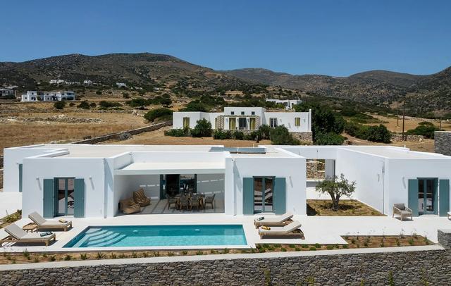 White & Rocks Villas