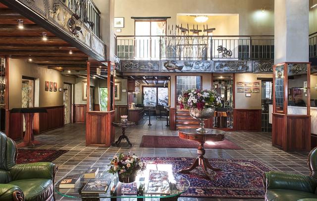 Misty Hills Country Hotel