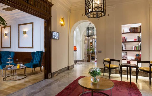 H10 Villa de la Reina