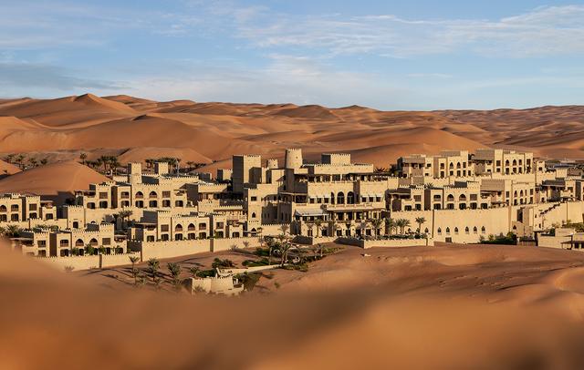 Qasr Al Sarab Desert Resort by Anantara