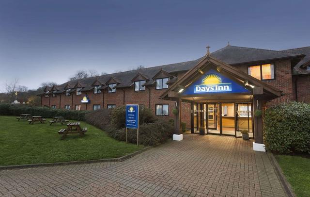 Days Inn by Wyndham Sevenoaks Clacket Lane