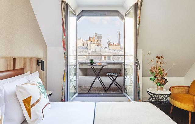 Hotel Plaza Tour Eiffel