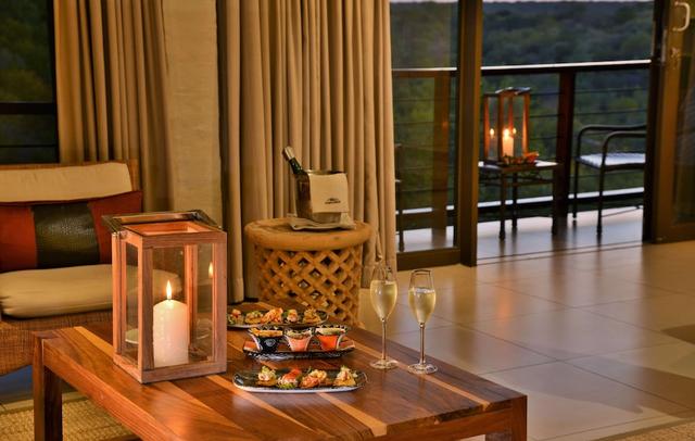 Victoria Falls Safari Club