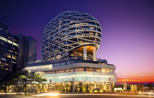 JHL Solitaire Gading Serpong