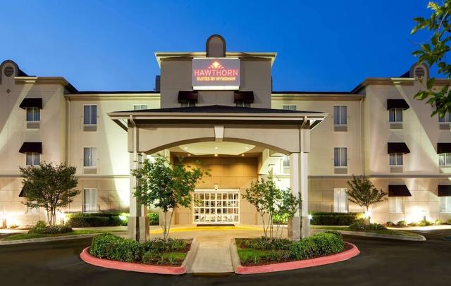 Hawthorn Extended Stay by Wyndham College Station
