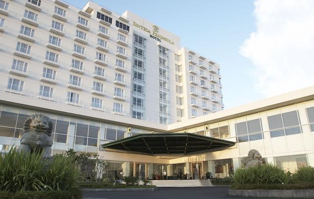 Sintesa Peninsula Hotel Manado