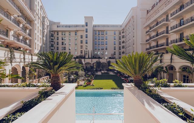 Carlton Cannes, a Regent Hotel
