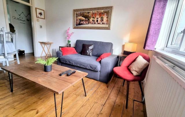 Stunning Central Richmond with garden