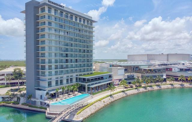 Renaissance Cancun Resort & Marina