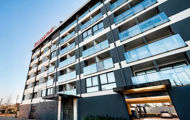 Ramada Suites By Wyndham Asuncion Aeropuerto