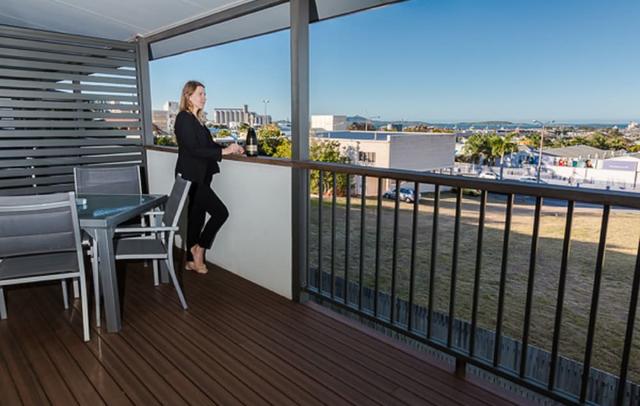 Gladstone Heights Executive Apartments