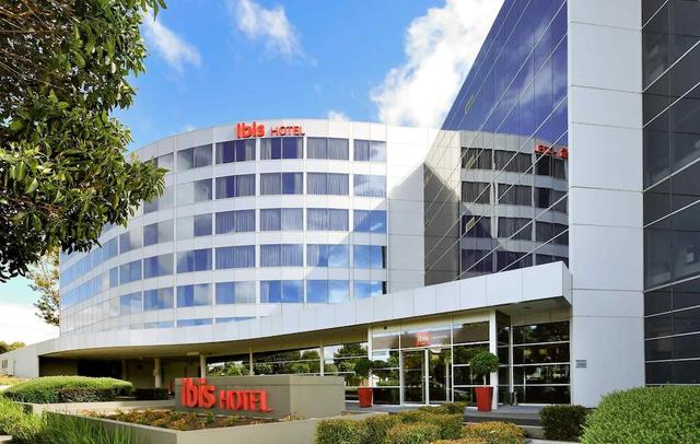 ibis Melbourne Glen Waverley