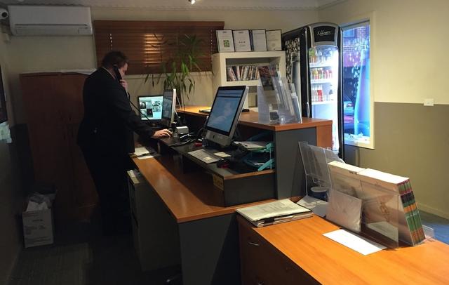 Comfort Apartments Royal Gardens