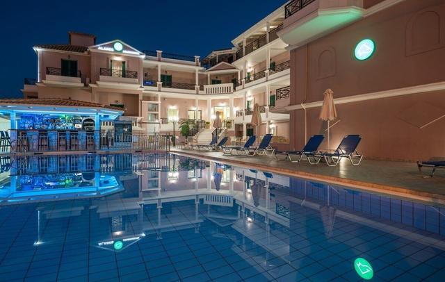 Alamis Hotel & Apartments