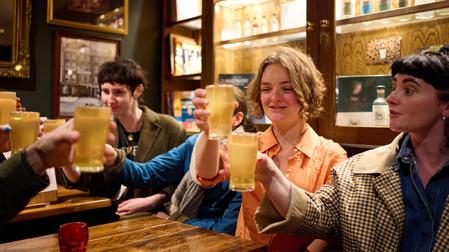 Tastes, Tales & Traditional Ales: Food Tour of London's Historic Pubs