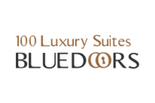 100 Luxury Suites logo