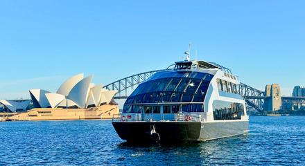 Sydney: 2.5-Hour Three-Course Lunch on Glass Boat Cruise in Sydney Harbour