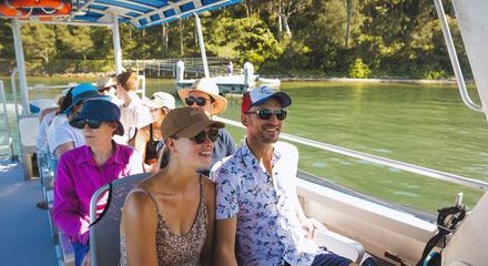 Lake Macquarie: Half-Day Adventure Boat Cruise & Guided Coastal Nature Walk with Lunch