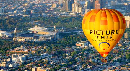 Melbourne: Mesmerising Hot Air Balloon Flight over Melbourne CBD with Champagne Breakfast at Sofitel Hotel