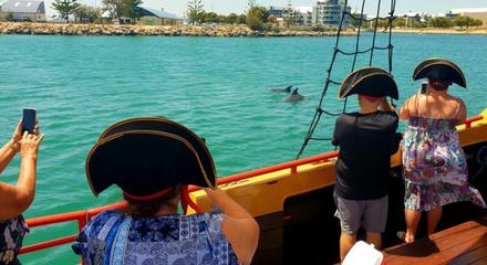 Fish & Chips Lunch Cruise (1.5 hrs)