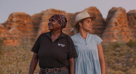 Western Australia: Purnululu (Bungles) National Park Tour Lead by Indigenous Guide with Cathedral Gorge and Dome Walk
