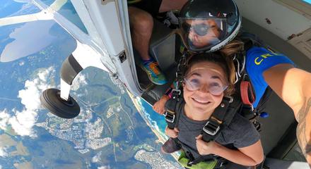 Weekday Noosa up to 10,000ft tandem skydive