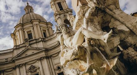 Welcome to Rome: City Stroll with Underground Ruins and Gelato Tasting