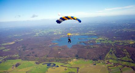 Weekday Yarra Valley up to 15,000ft tandem skydive