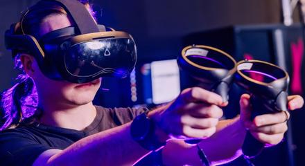 Value VIRTUAL Arcade Surfers Paradise