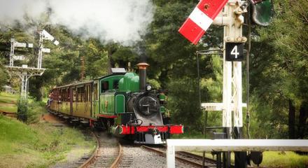 Autopia Tours: Puffing Billy Steam Train & Healesville Wildlife Sanctuary