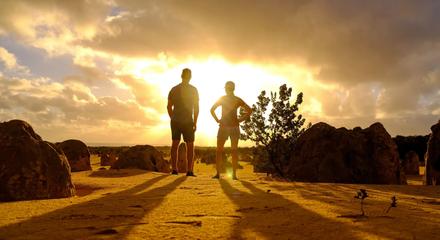 Autopia Tours: 1 Day Pinnacles Sunset Dinner & Stargazing Tour