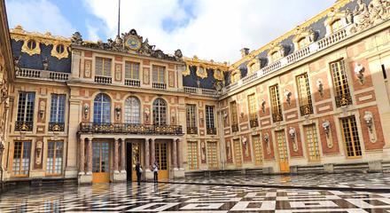  Palace of Versailles Guided Tour with Skip-the-Line Access and Passport Ticket 