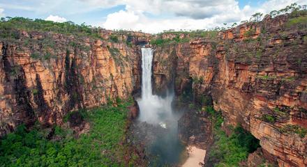 Darwin: Kakadu National Park Full Day Tour with Scenic Flight, Billabong Cruise & Lunch