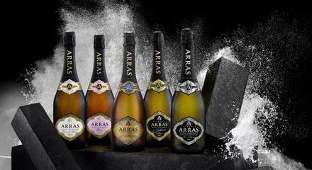 Sparkling Scholar- House of Arras / En Croute Package (TC)