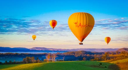 Gold Coast Classic Ballooning & Vineyard Breakfast with Whales 