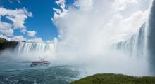 Niagara: Niagara Falls Cruise with Skip-the-Line First Elevator Ticket & Walking Tour Behind the Falls