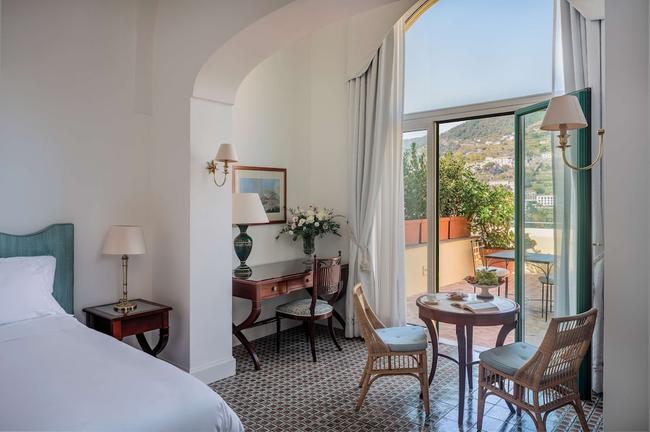 Belmond Hotel Caruso - Ravello, Amalfi Coast, Italy - Exclusive 5 Star  Luxury Resort