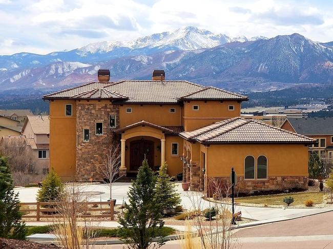 Chateau du Pikes Peak, a Tuscany Retreat, Colorado Springs - Luxury ...