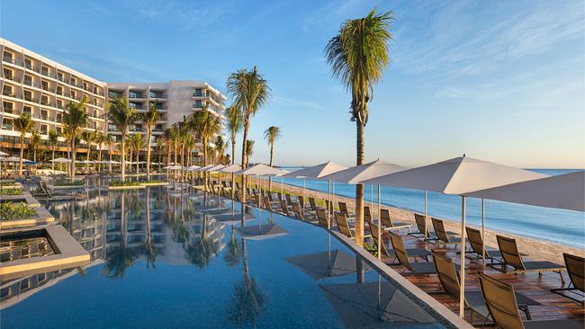 Cancun Hilton Beachside Glamour with All-Inclusive Dining & Free-Flow ...